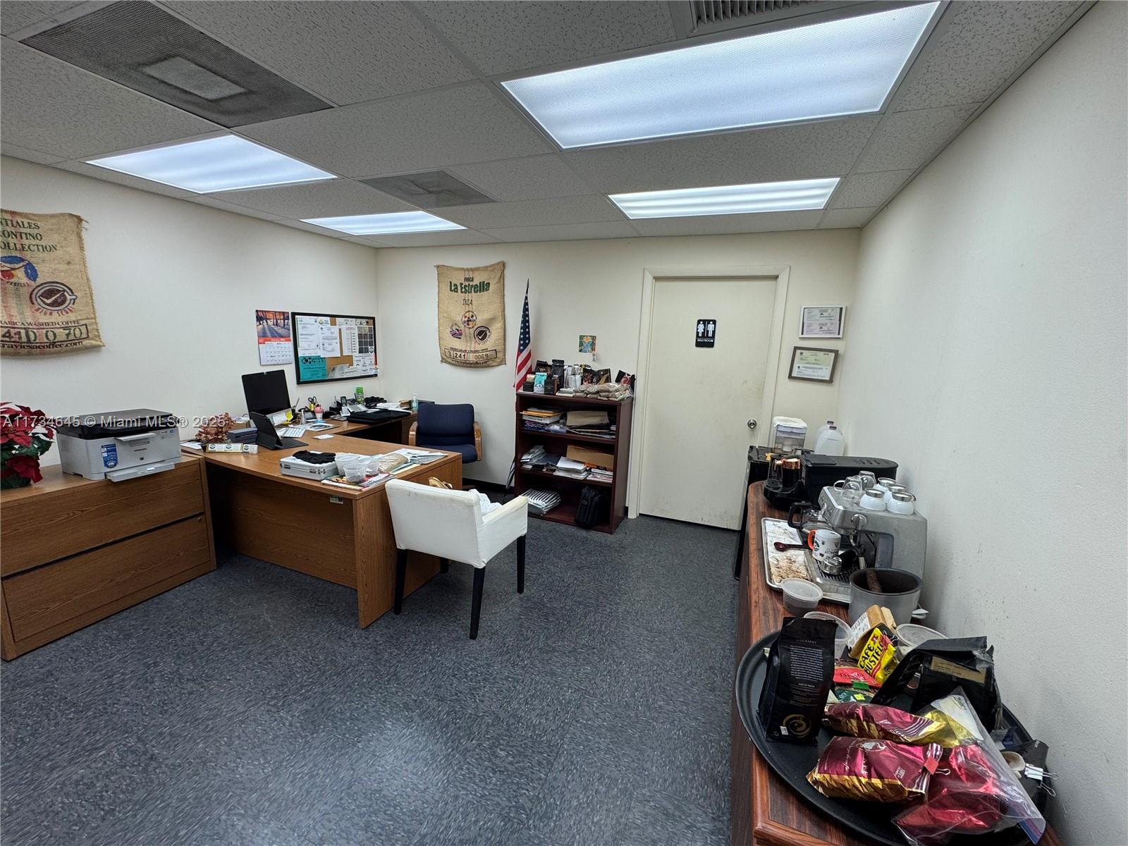 See details / sq. ft. $ 2025-09-09 0 Photo