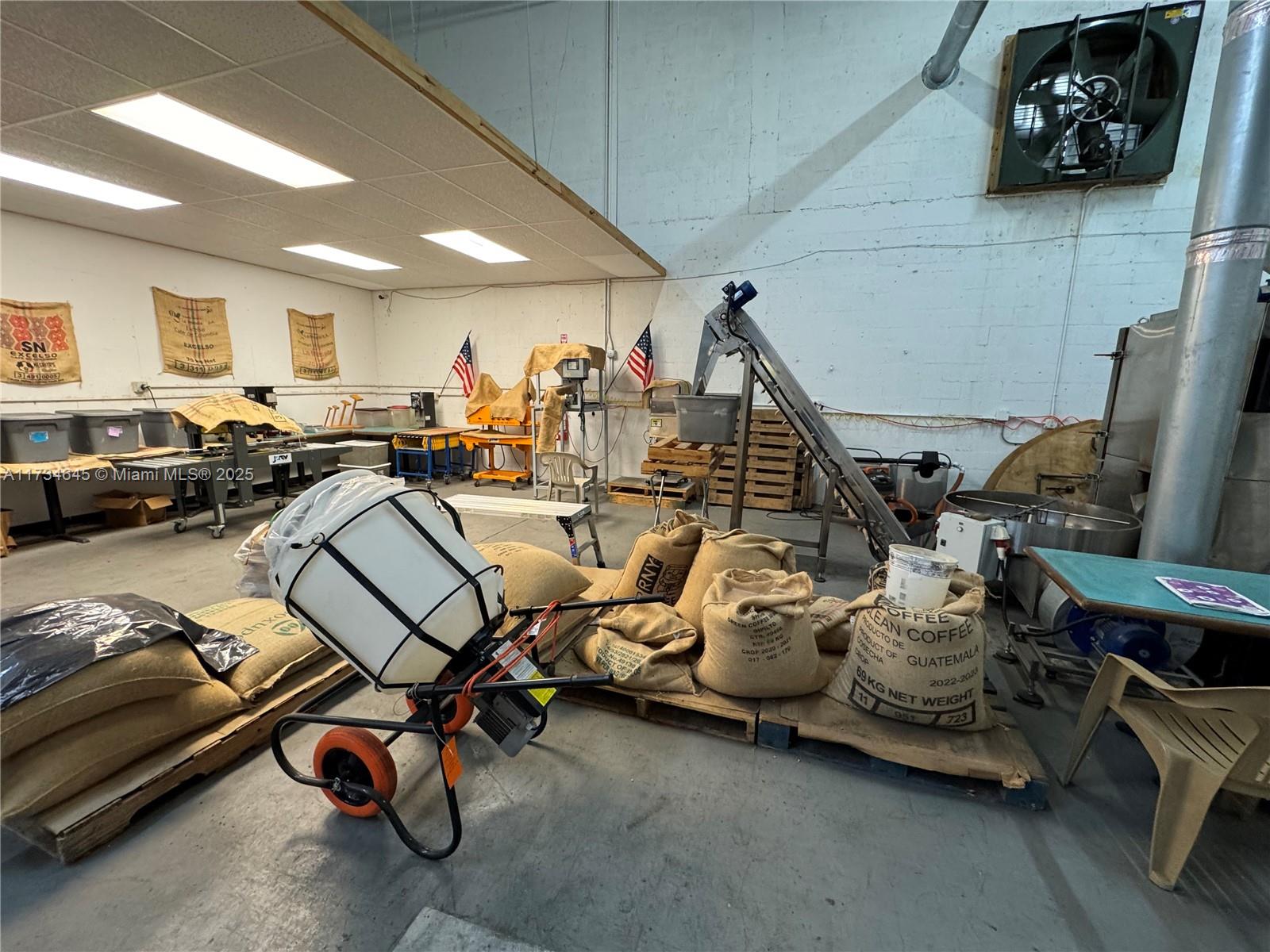 See details / sq. ft. $ 2025-09-09 0 Photo