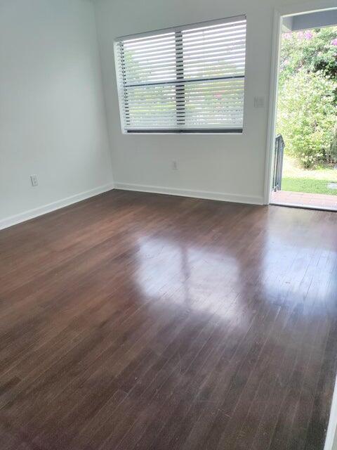   / 2 3408 sq. ft. $ 2025-01-30 0 foto