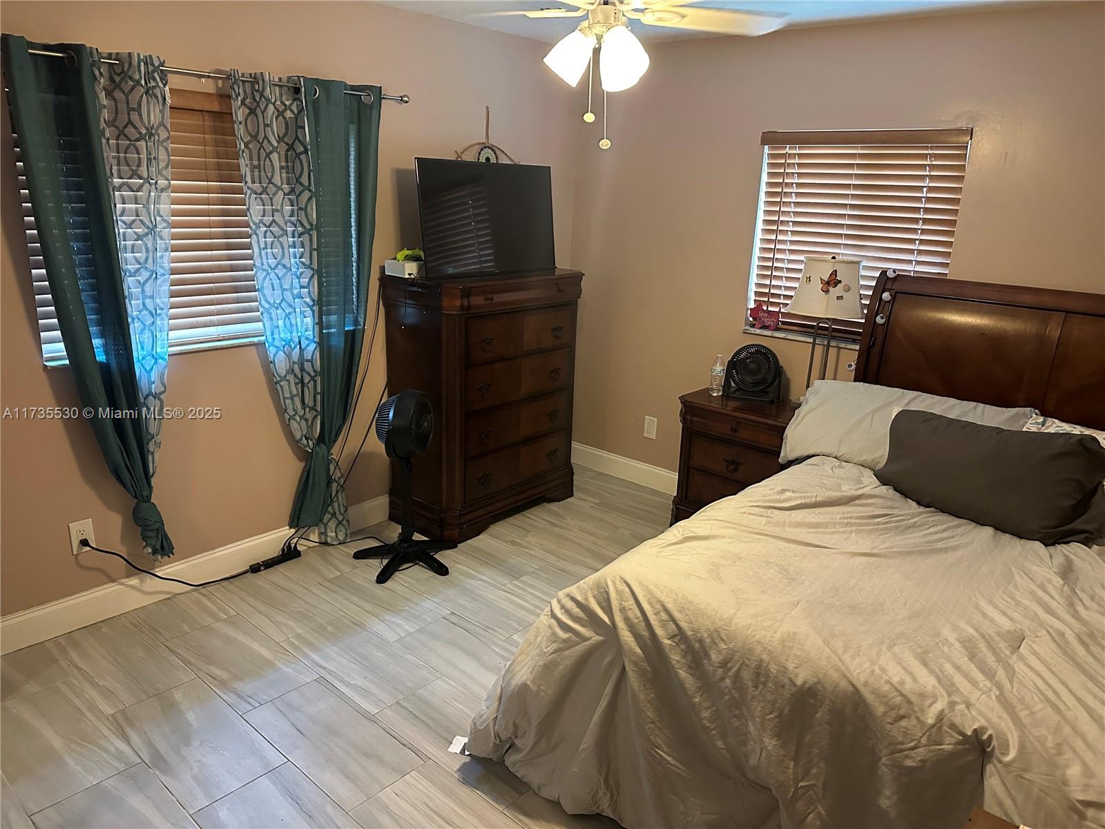 See details 1614 3 / 2 1808 sq. ft. $ 2025-10-30 0 Photo