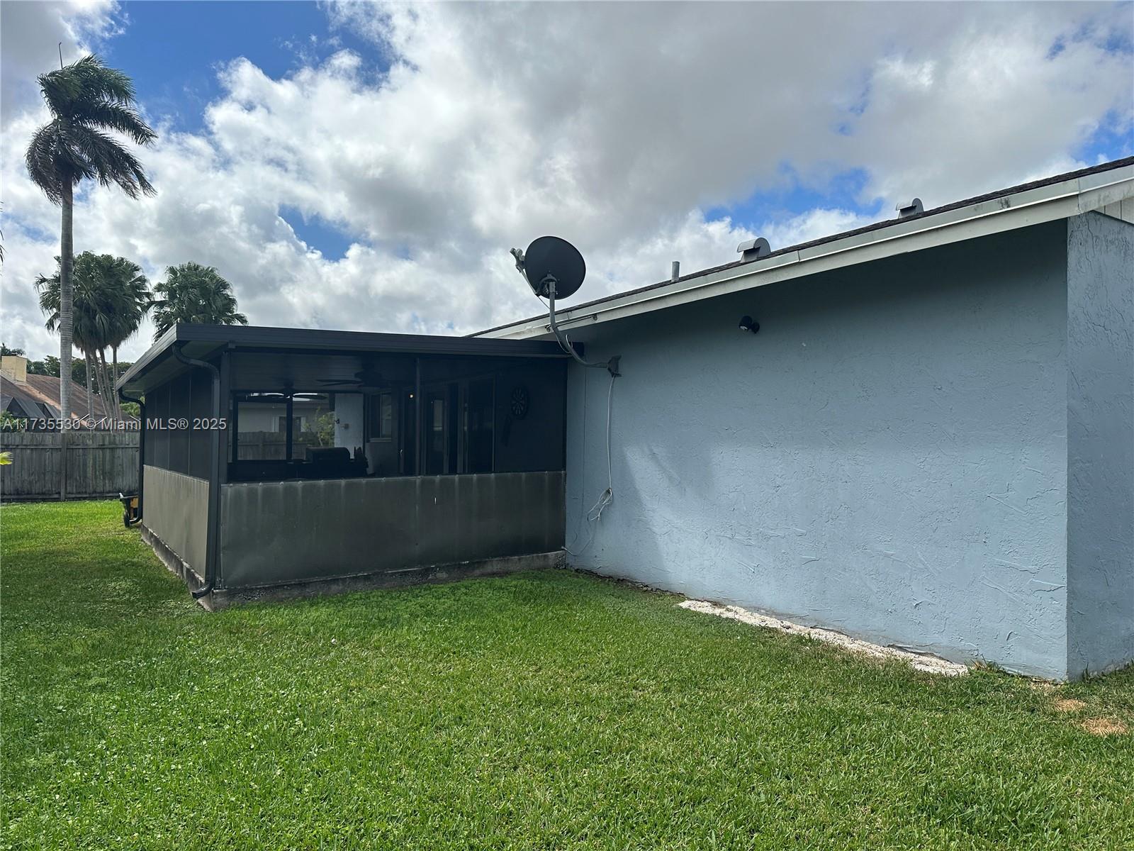 See details 1614 3 / 2 1808 sq. ft. $ 2025-10-30 0 Photo