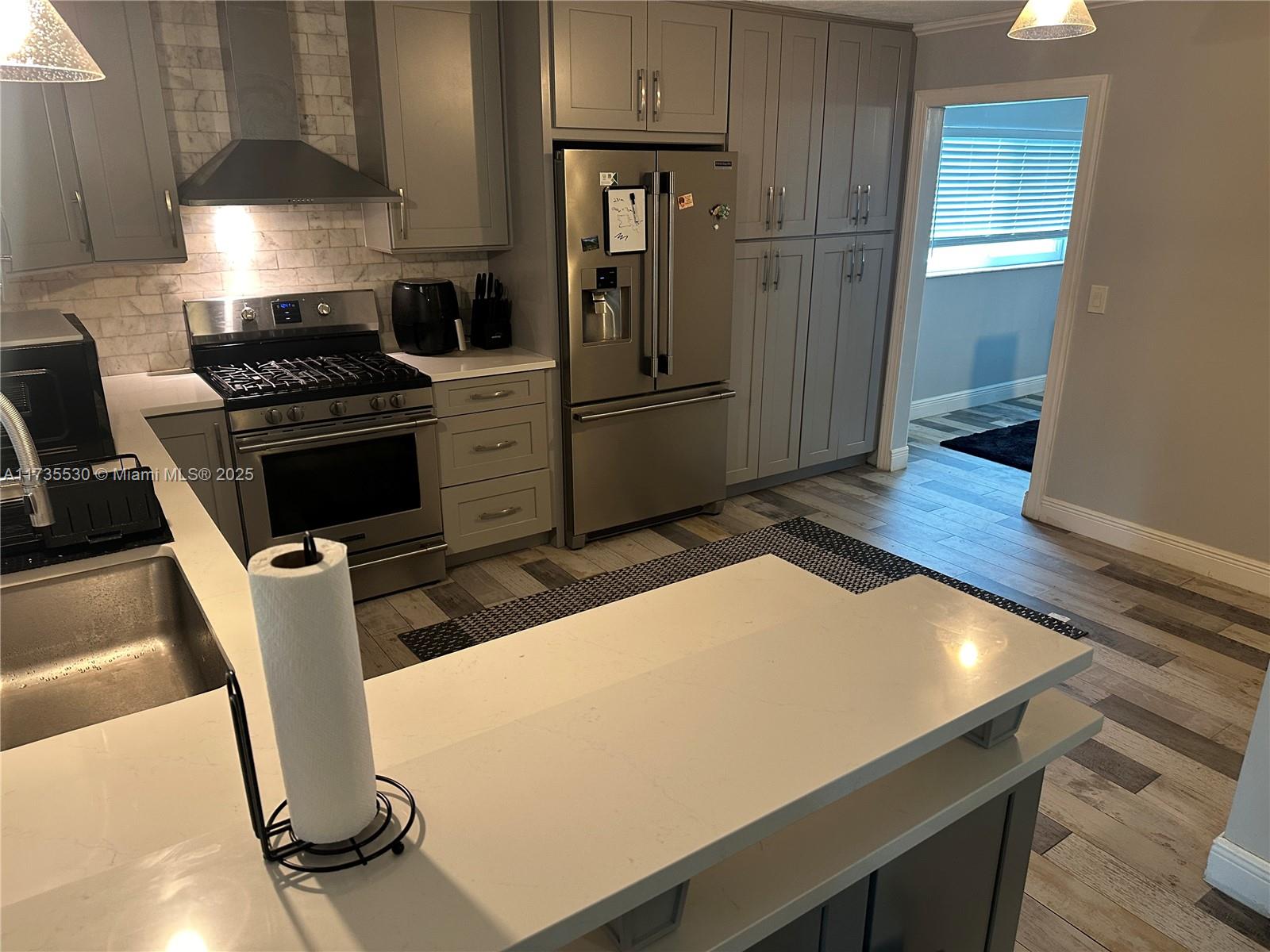 See details 1614 3 / 2 1808 sq. ft. $ 2025-10-30 0 Photo