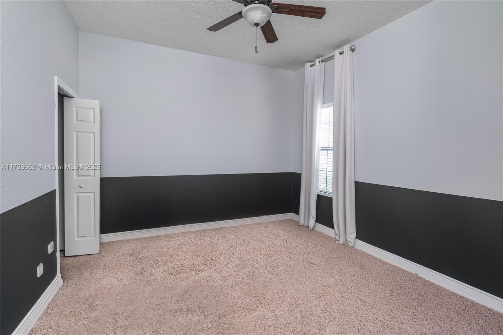 Ver detalles 11436 5 / 4 sq. ft. $ 2026-04-22 0 foto