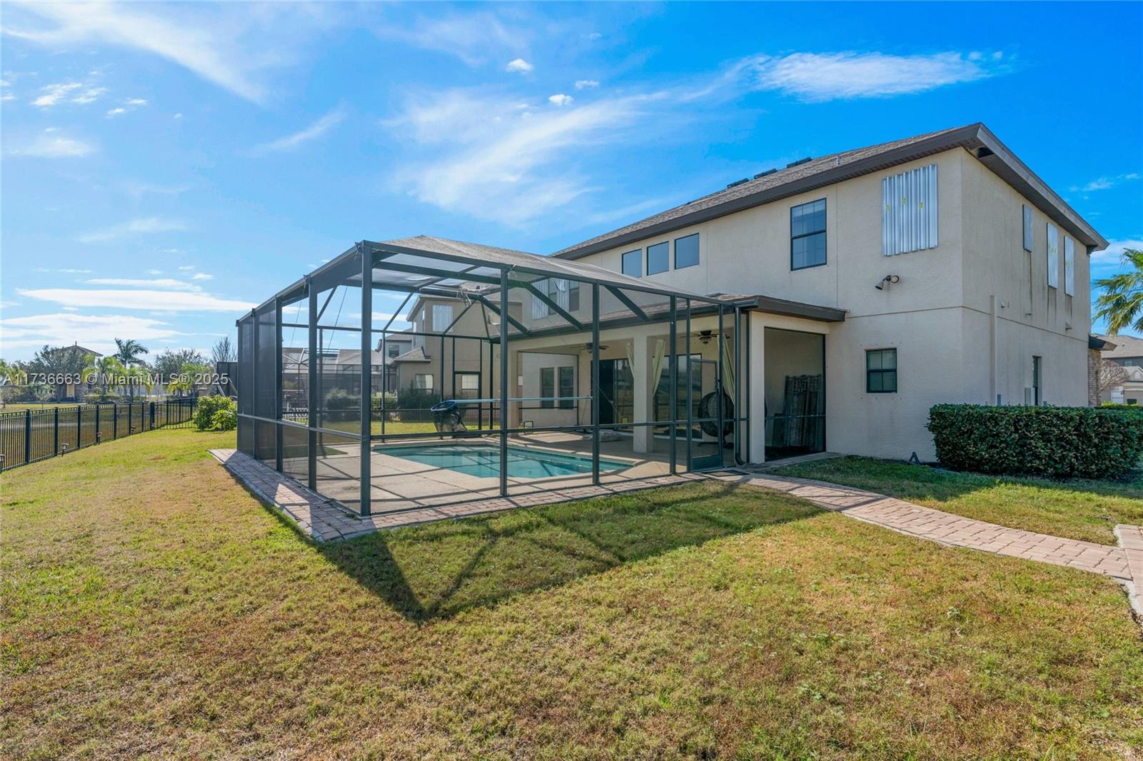 Ver detalles 11436 5 / 4 sq. ft. $ 2026-04-22 0 foto