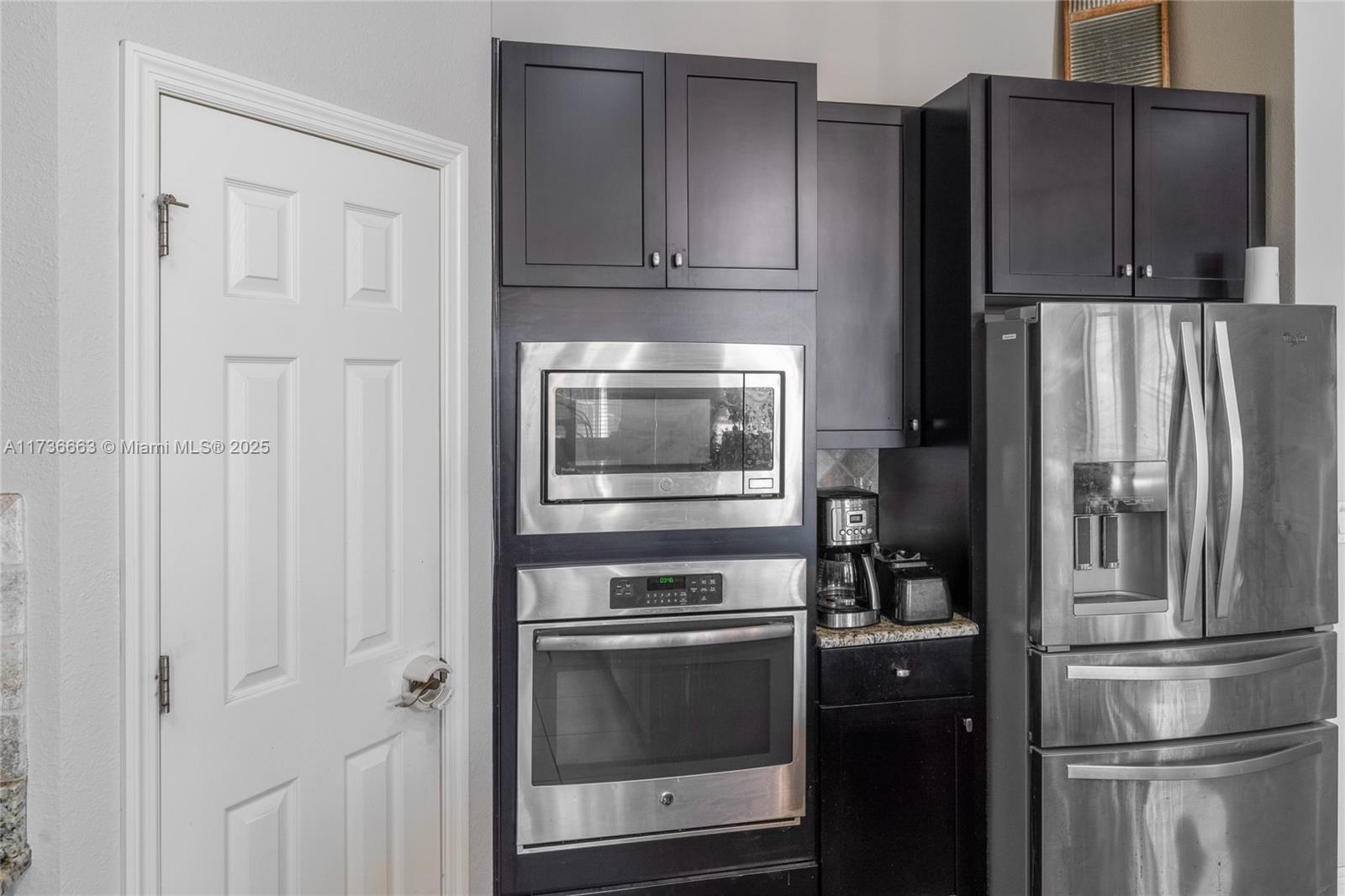 Ver detalles 11436 5 / 4 sq. ft. $ 2026-04-22 0 foto
