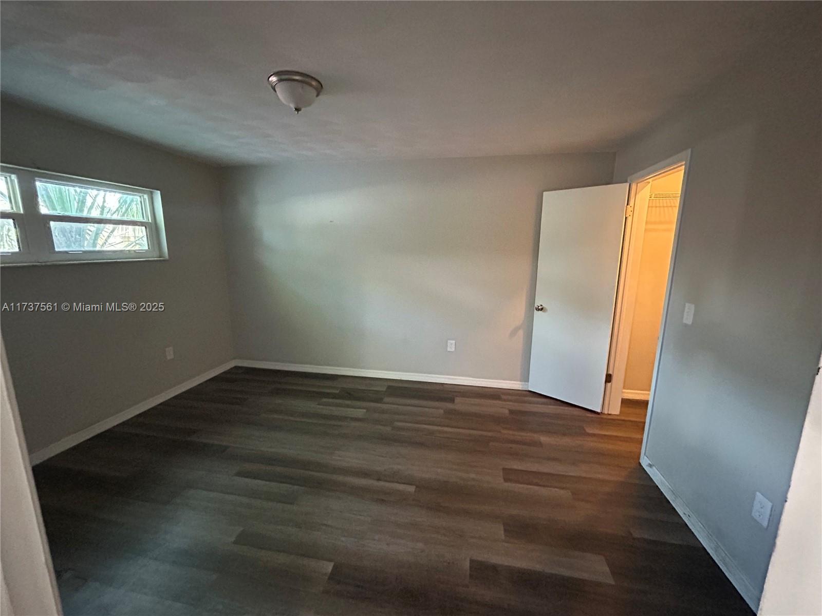 Ver detalles 7403 3 / 2 1875 sq. ft. $ 2026-04-07 0 foto