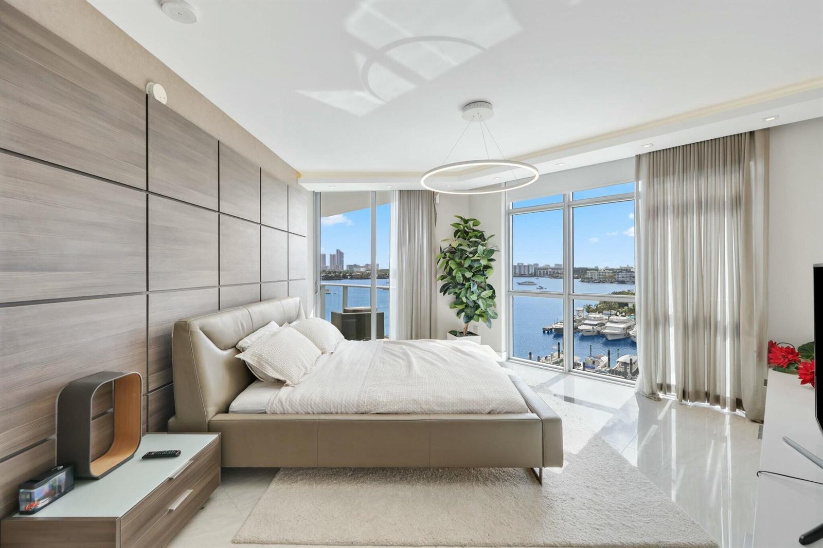 Photo of 17301 Biscayne  #707, North Miami Beach, Florida, 33160 - tempImageAcCKDW