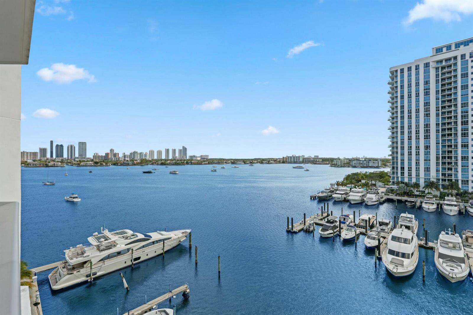 Photo of 17301 Biscayne  #707, North Miami Beach, Florida, 33160 - tempImageloWPZm