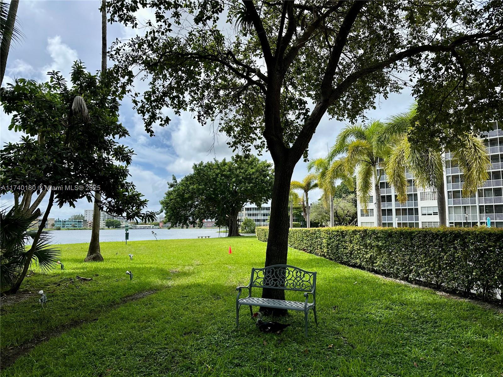 See details 129-4 2 / 2 1633 sq. ft. $ 2025-09-23 0 Photo