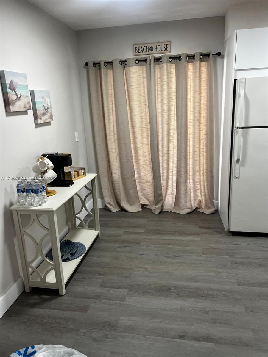 See details / 2146 sq. ft. $ 2025-02-06 0 Photo