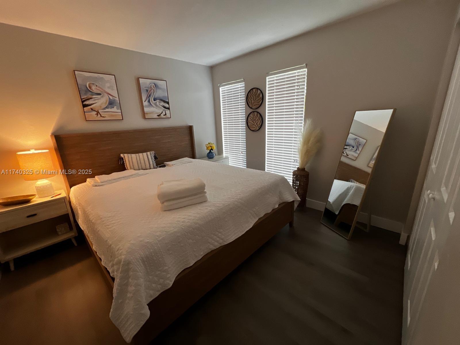 See details / 2146 sq. ft. $ 2025-02-06 0 Photo