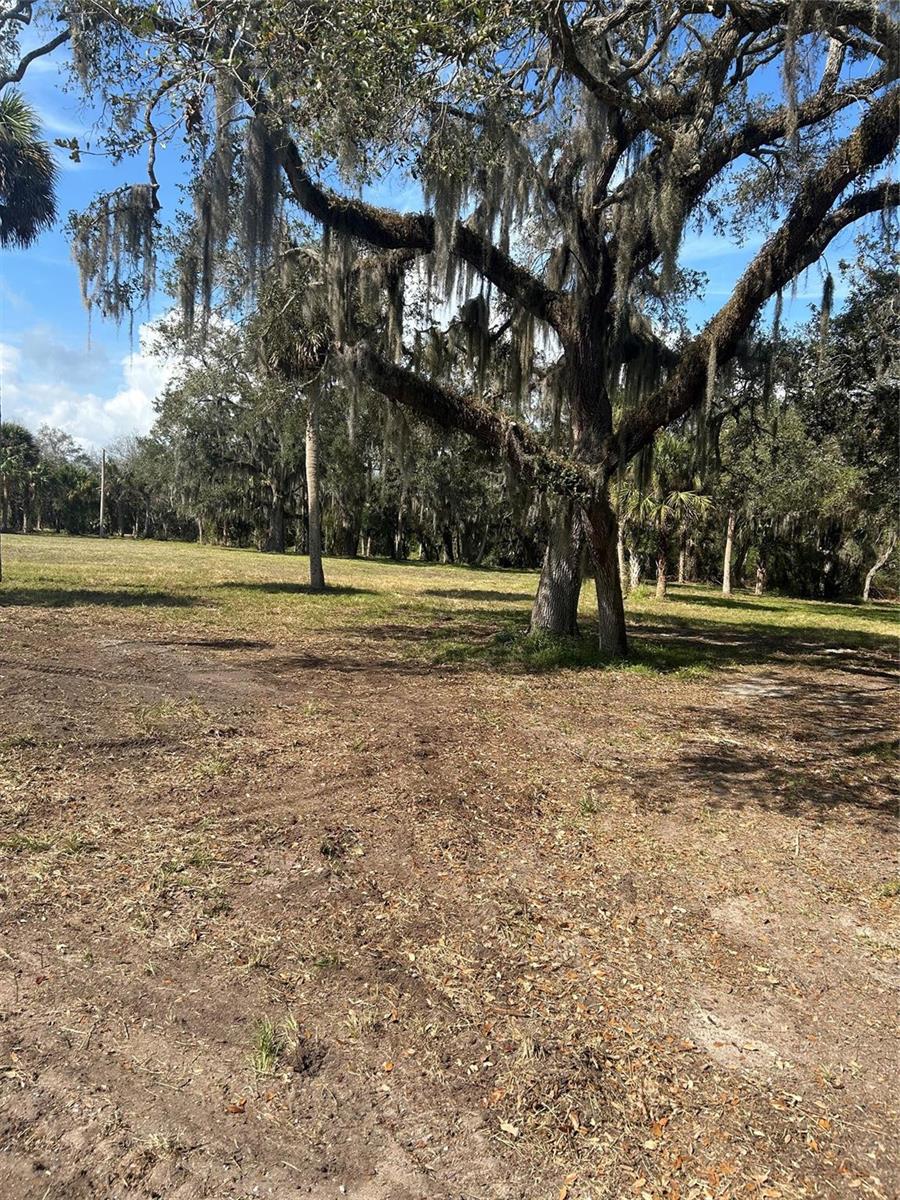   / 0  sq. ft. $ 2025-08-13 0 foto