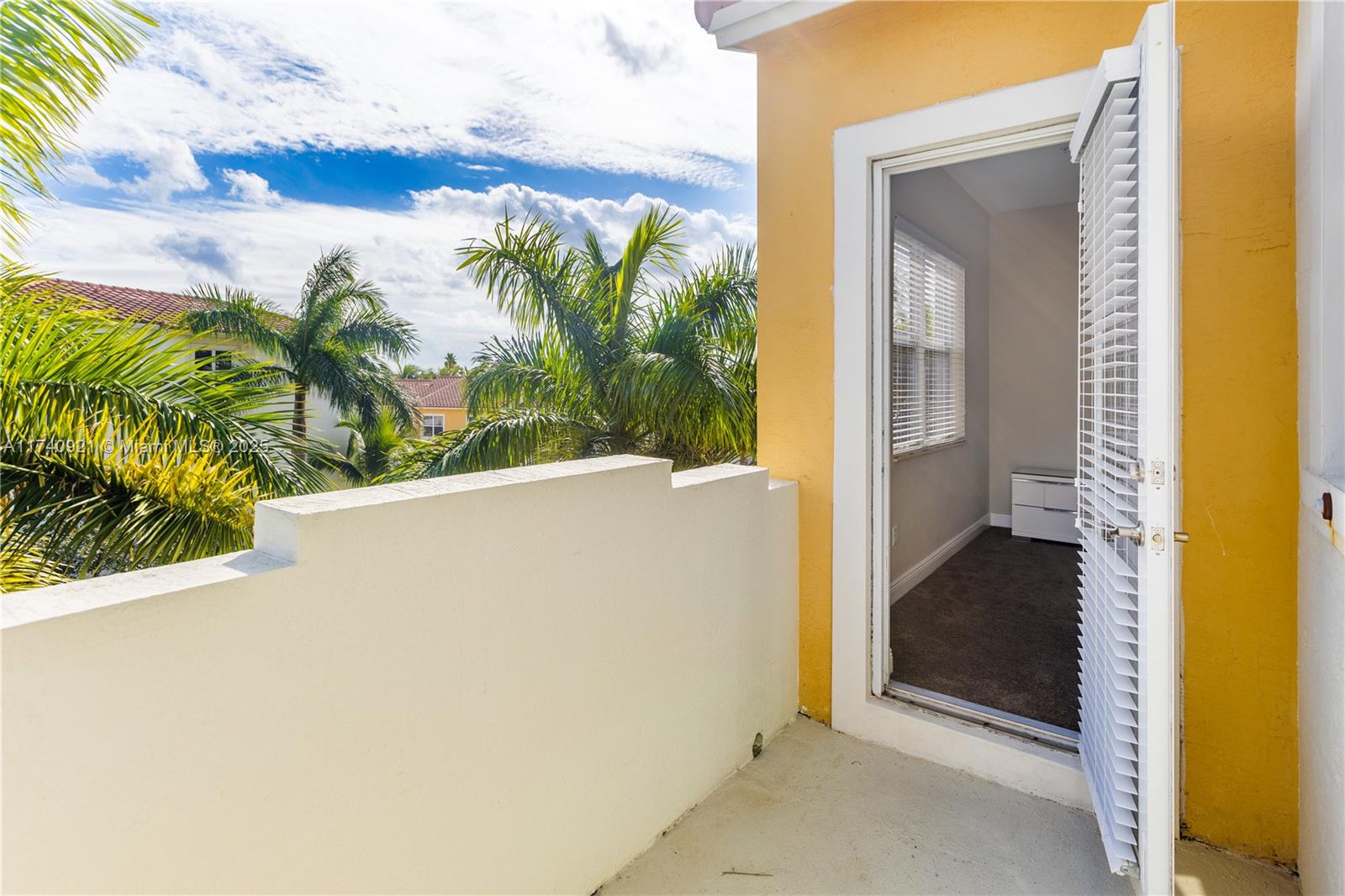 See details 1799 4 / 4 2928 sq. ft. $ 2025-11-07 0 Photo