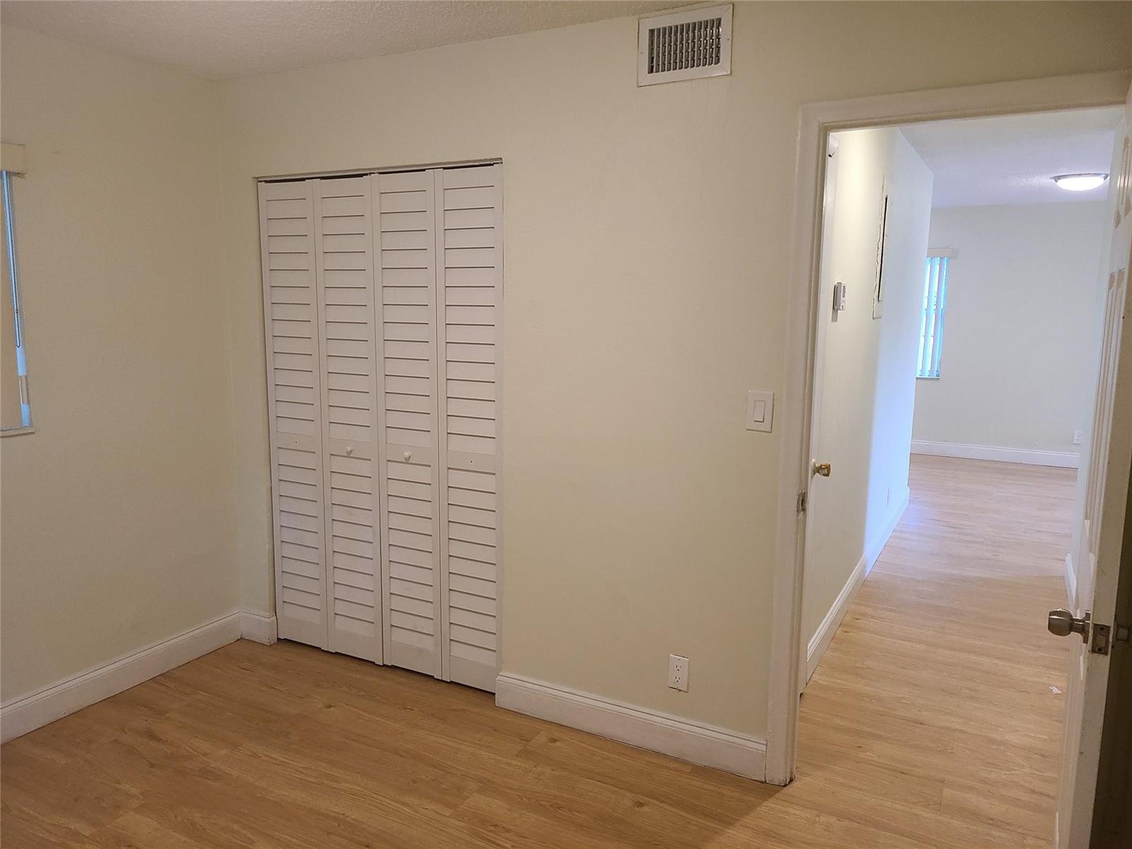 Ver detalles / 0 1820 sq. ft. $ 2026-06-09 0 foto