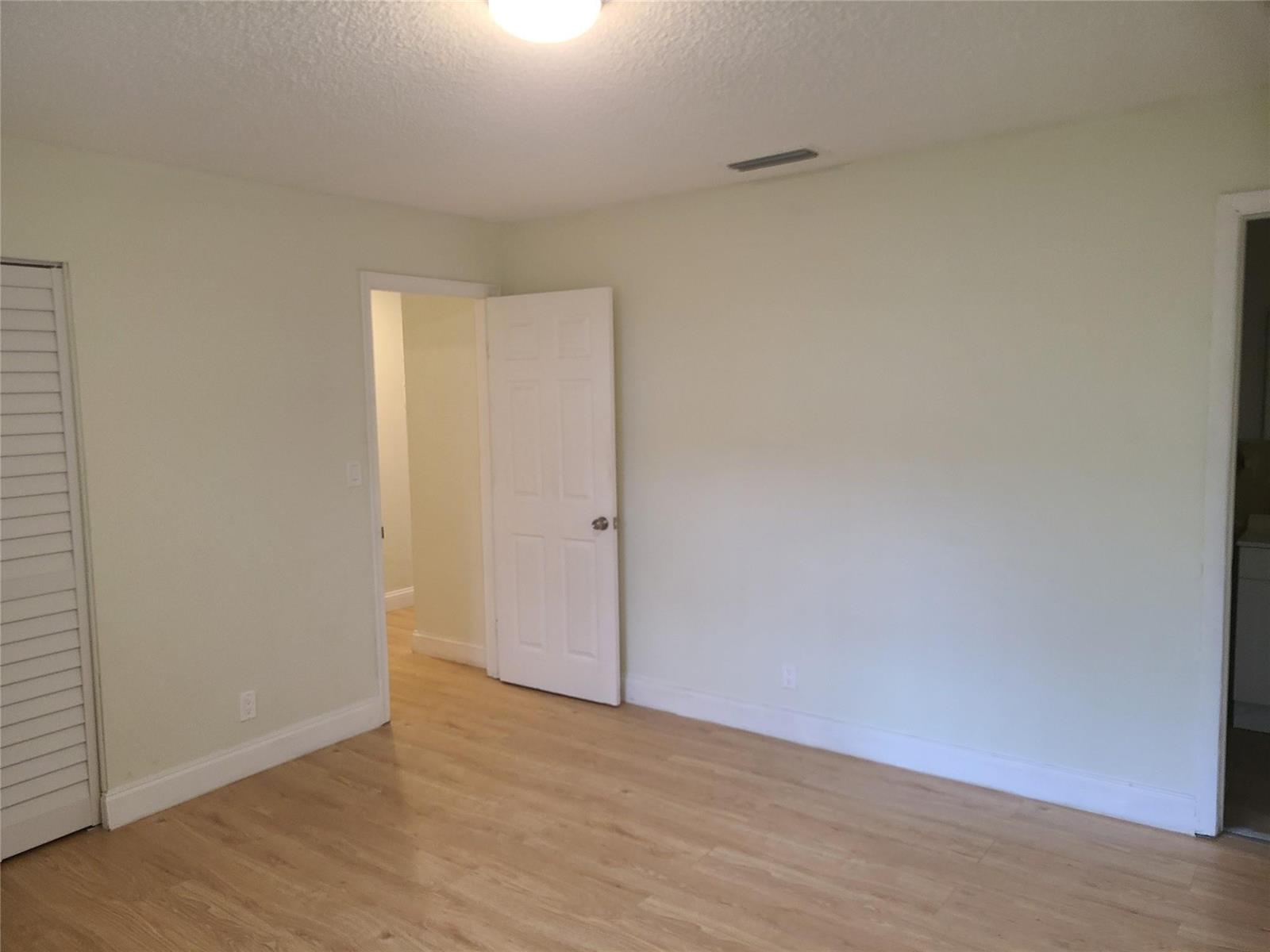 Ver detalles / 0 1820 sq. ft. $ 2026-06-09 0 foto