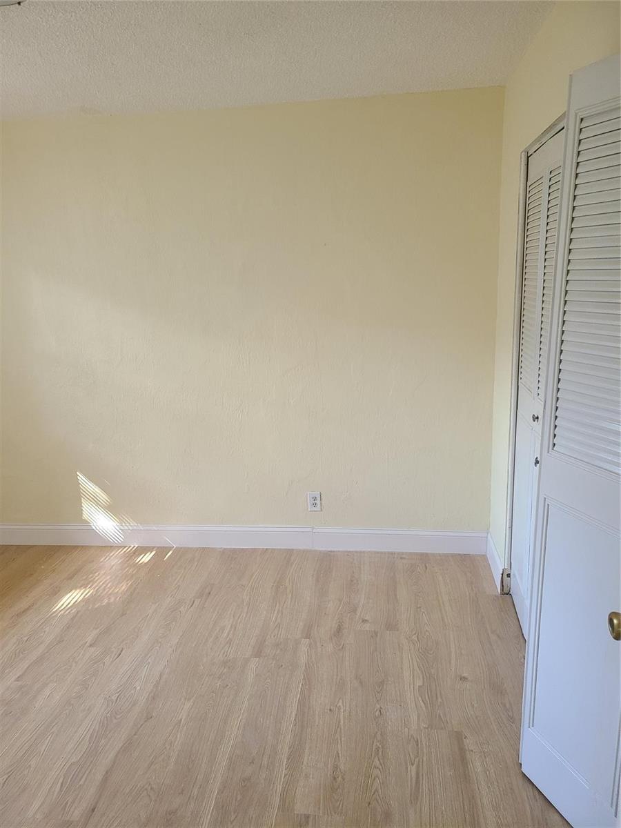 Ver detalles / 0 1820 sq. ft. $ 2026-06-09 0 foto