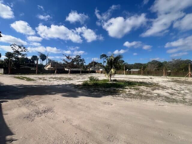   / 0  sq. ft. $ 2026-02-13 0 foto