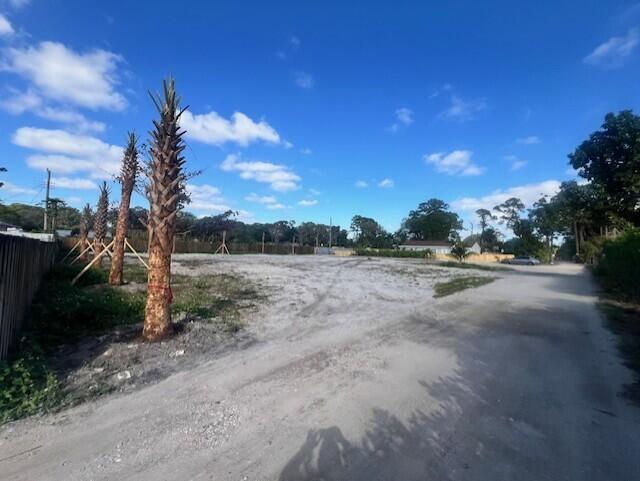   / 0  sq. ft. $ 2026-02-13 0 foto