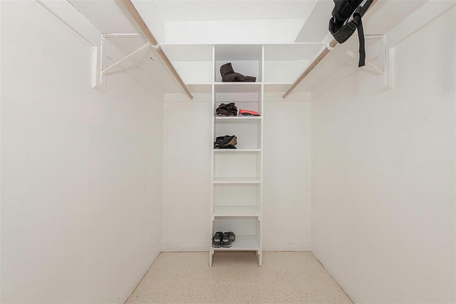 Ver detalles / 0 1766 sq. ft. $ 2026-03-13 0 foto