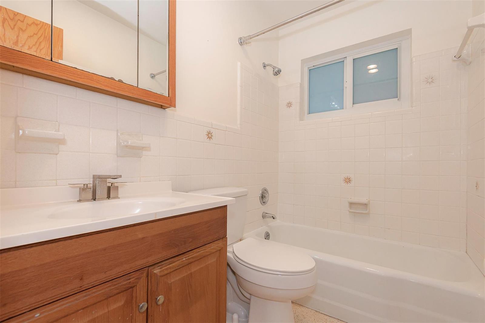 Ver detalles / 0 1766 sq. ft. $ 2026-03-13 0 foto