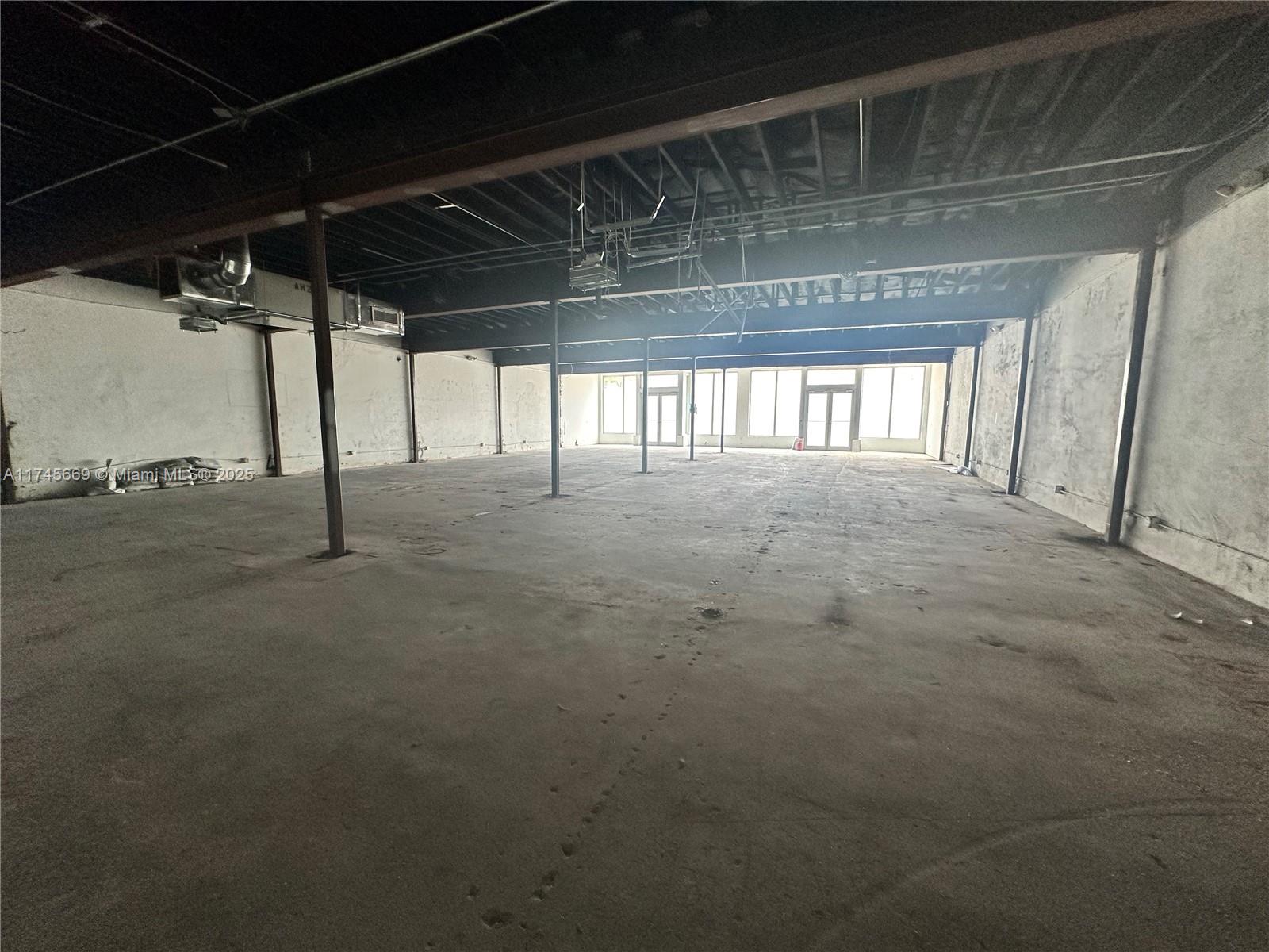 See details / sq. ft. $ 2025-02-14 0 Photo