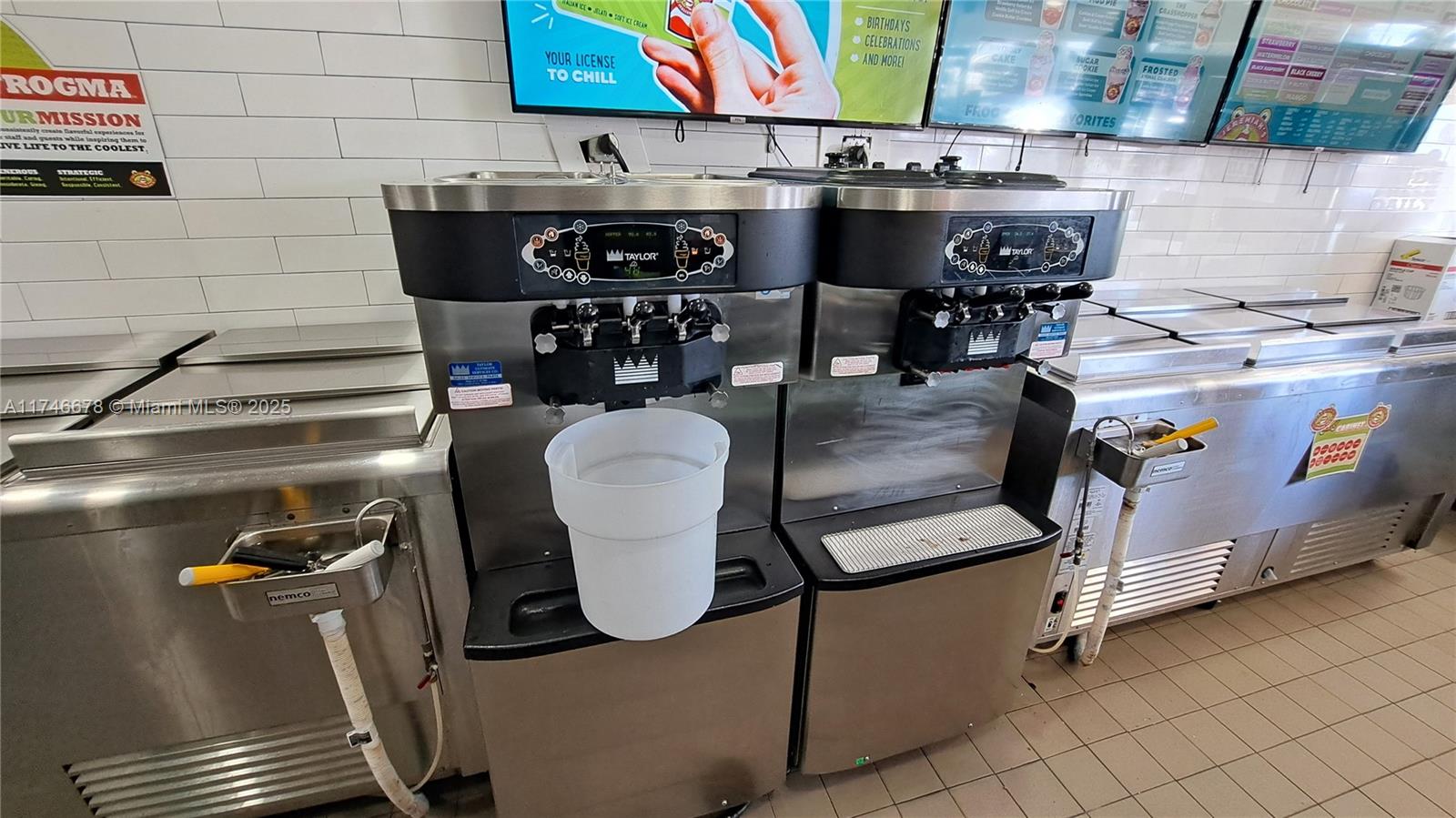 See details / sq. ft. $ 2025-02-17 0 Photo