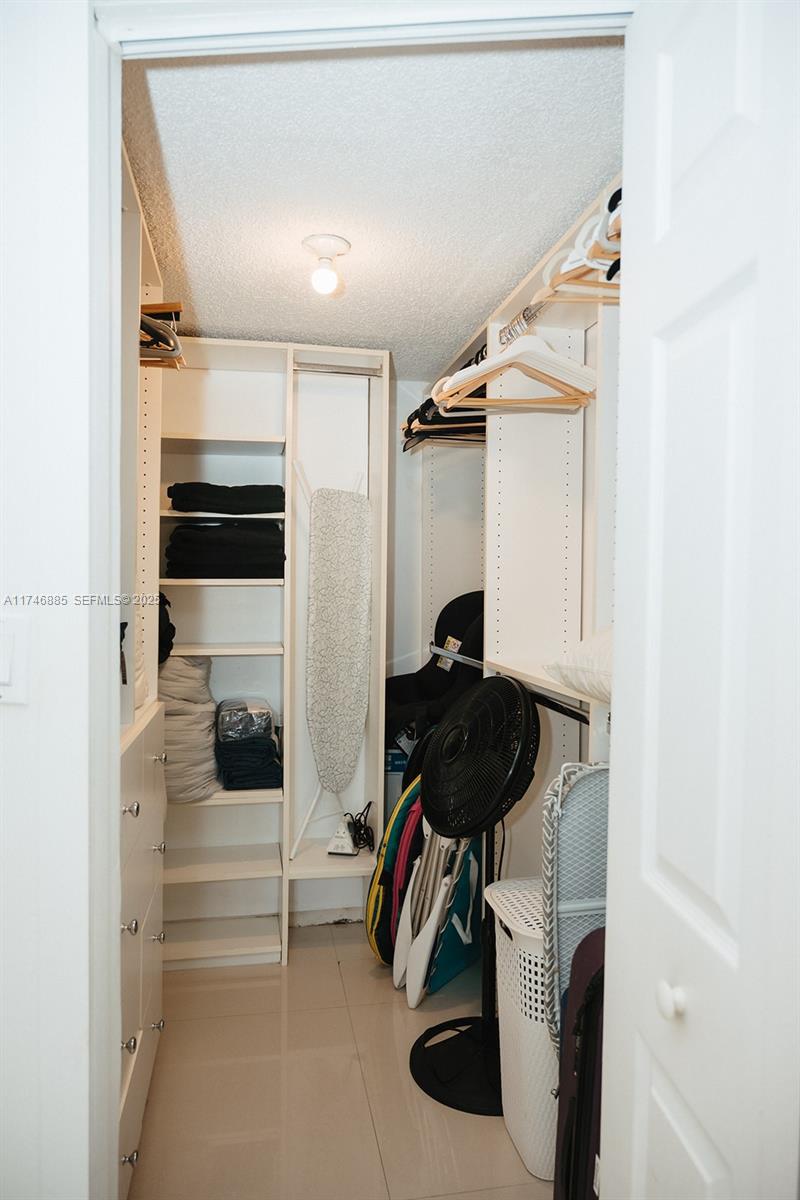 Photo of 3725 Ocean Dr #1019, Hollywood, Florida, 33019 -