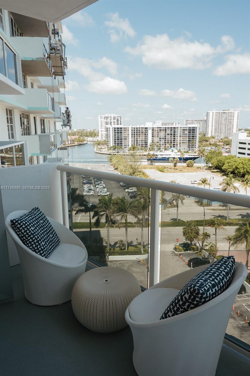 Photo of 3725 Ocean Dr #1019, Hollywood, Florida, 33019 -