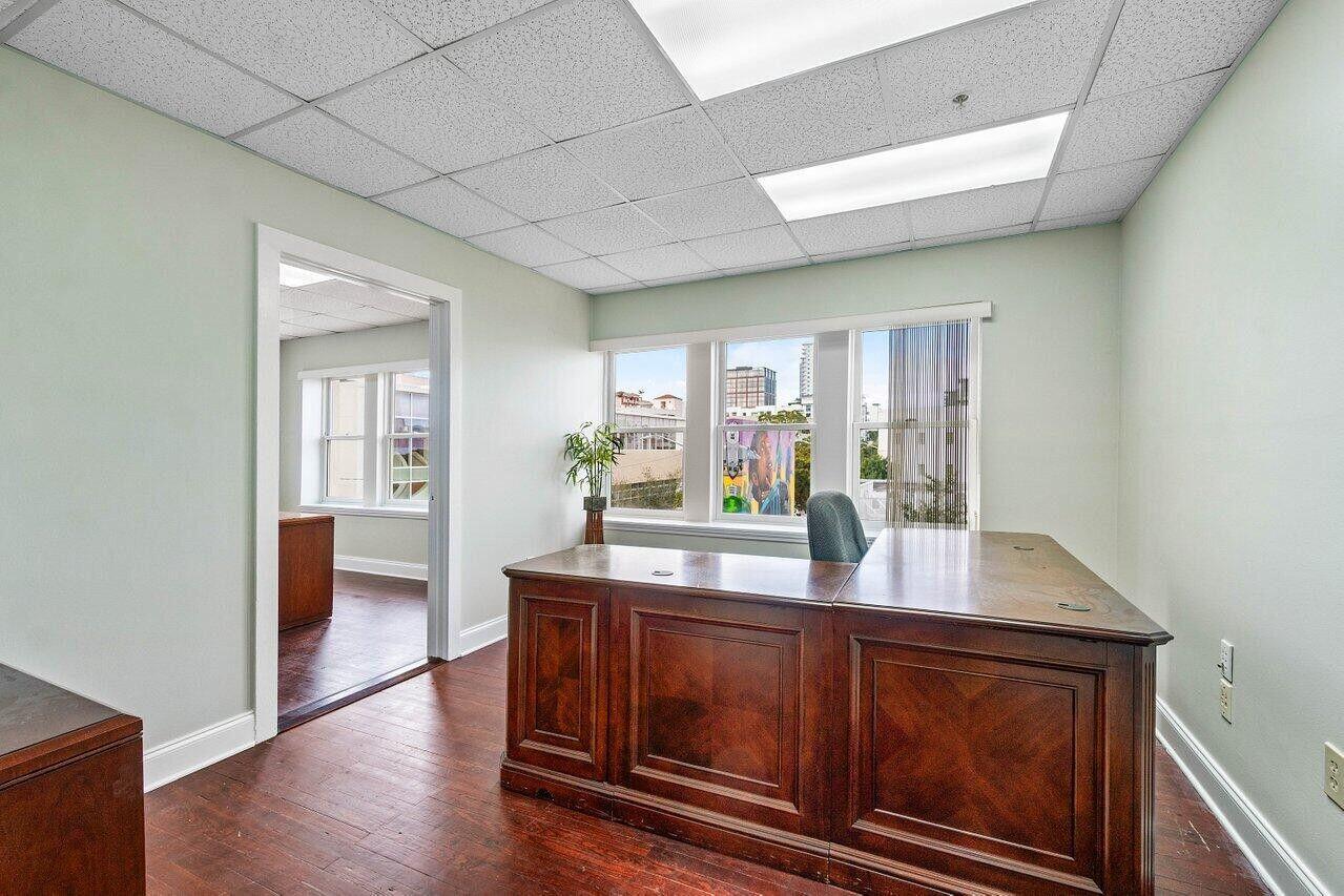 Ver detalles 300 / 0 sq. ft. $ 2026-06-22 0 foto