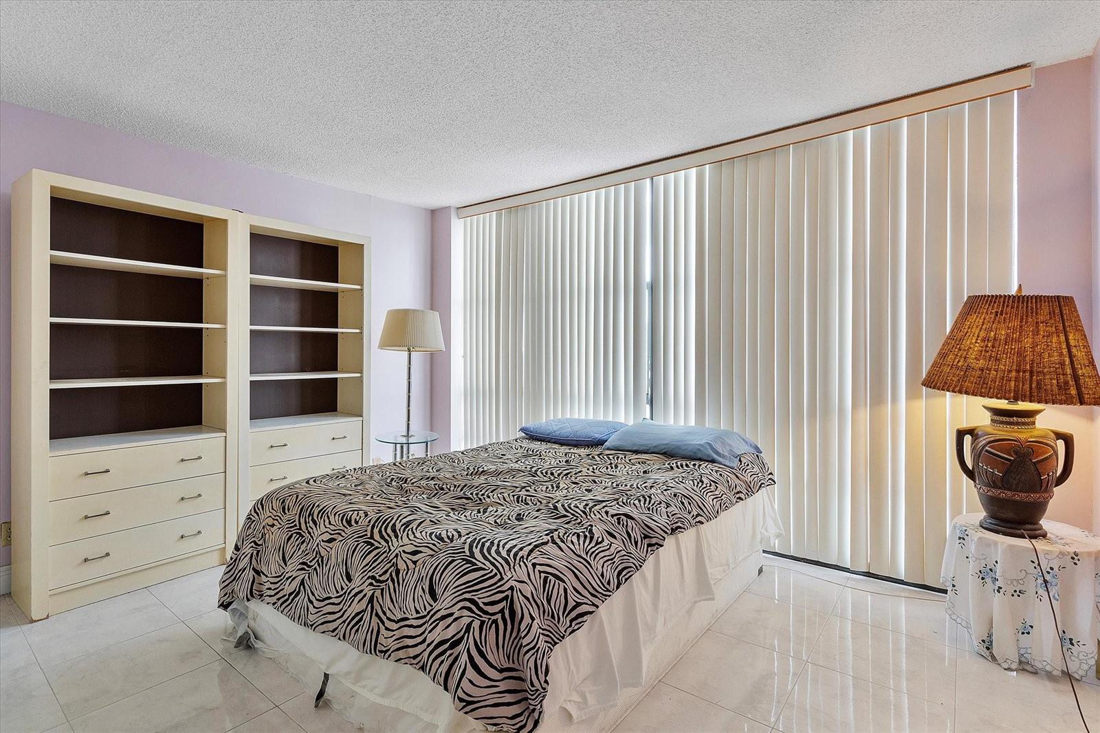 Photo of 2017 Ocean  #710, Hallandale Beach, Florida, 33009 - Photo 27