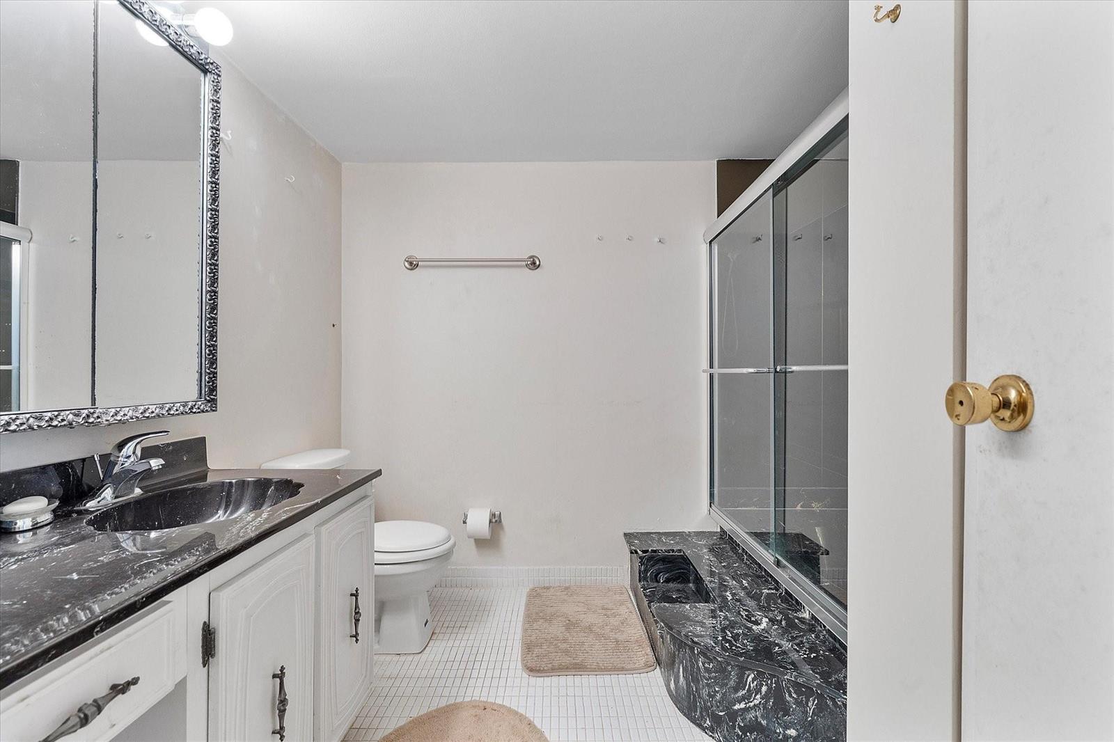 Photo of 2017 Ocean  #710, Hallandale Beach, Florida, 33009 - Photo 28