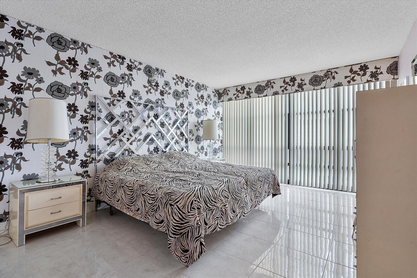 Photo of 2017 Ocean  #710, Hallandale Beach, Florida, 33009 - Photo 34
