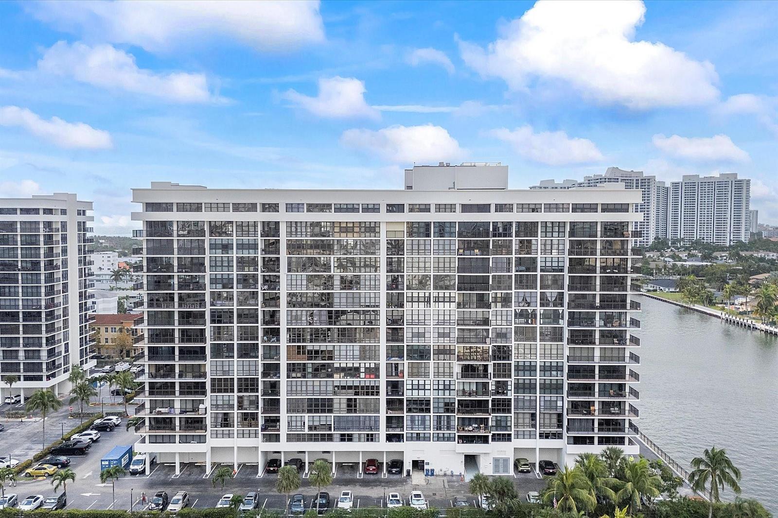 Photo of 2017 Ocean  #710, Hallandale Beach, Florida, 33009 - Photo 38