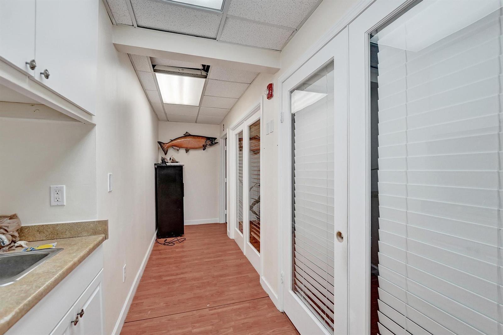 Ver detalles CU700 & 701 / 0 sq. ft. $ 2025-05-12 0 foto