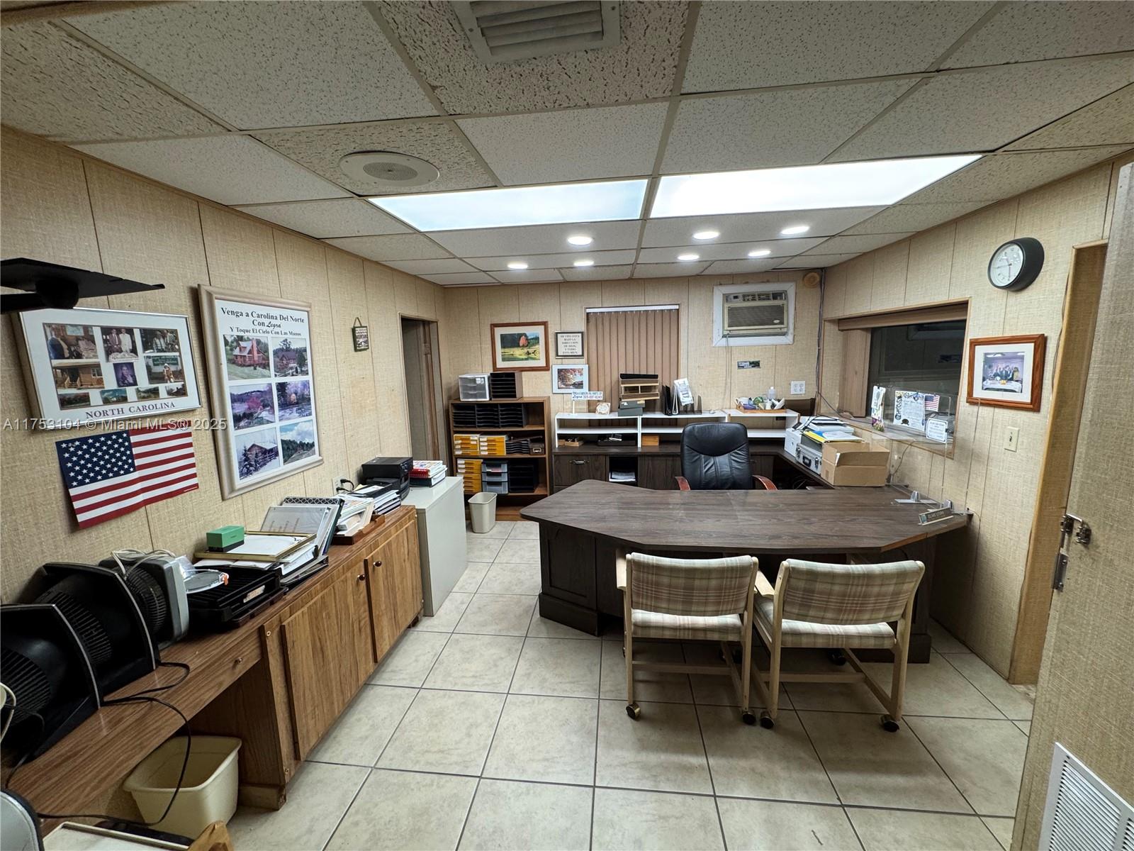   /   sq. ft. $ 2025-09-17 0 Photo