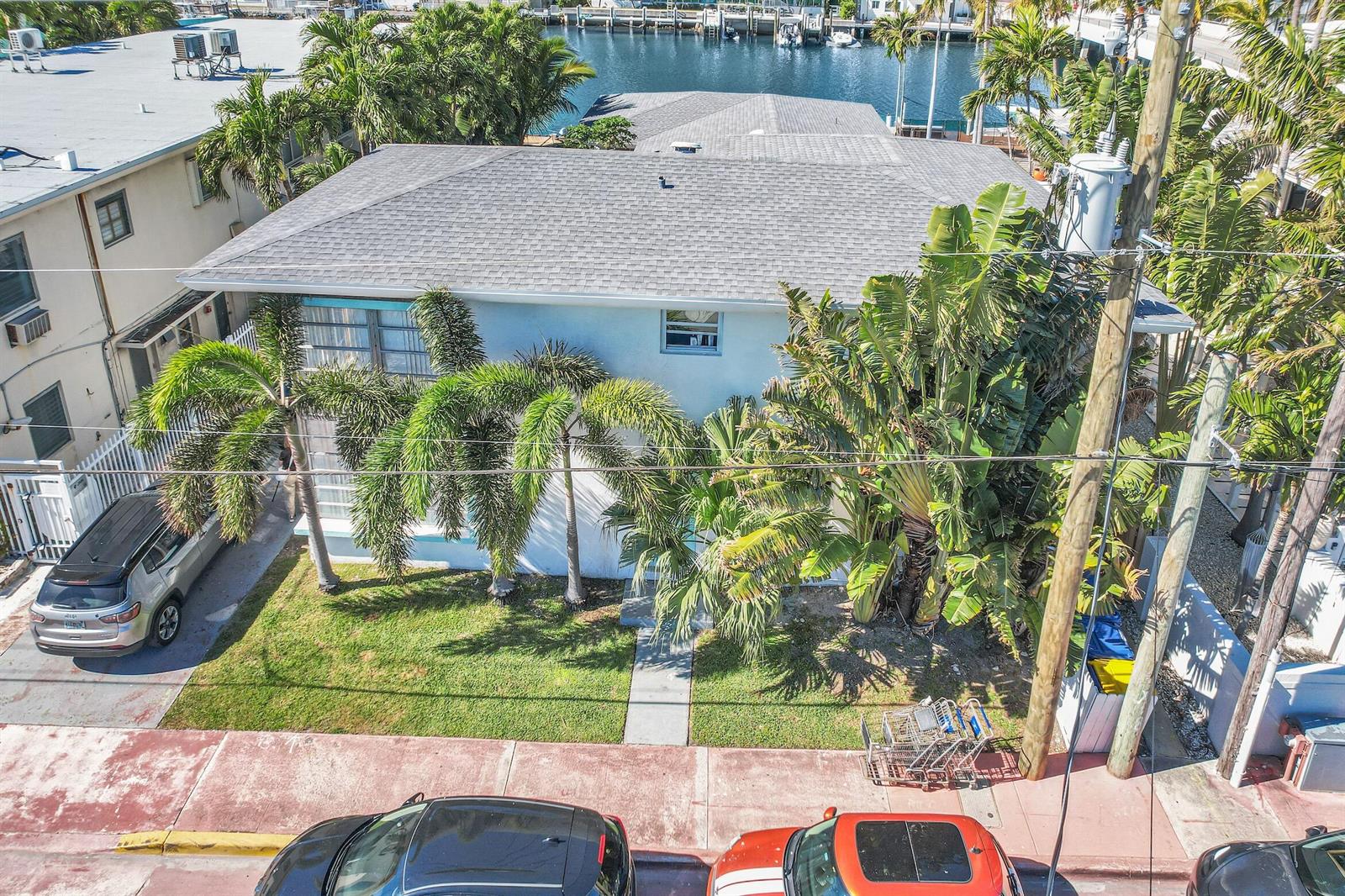 Ver detalles / 5 4479 sq. ft. $ 2026-06-23 0 foto