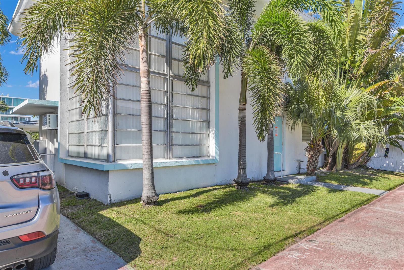 Ver detalles / 5 4479 sq. ft. $ 2026-06-23 0 foto
