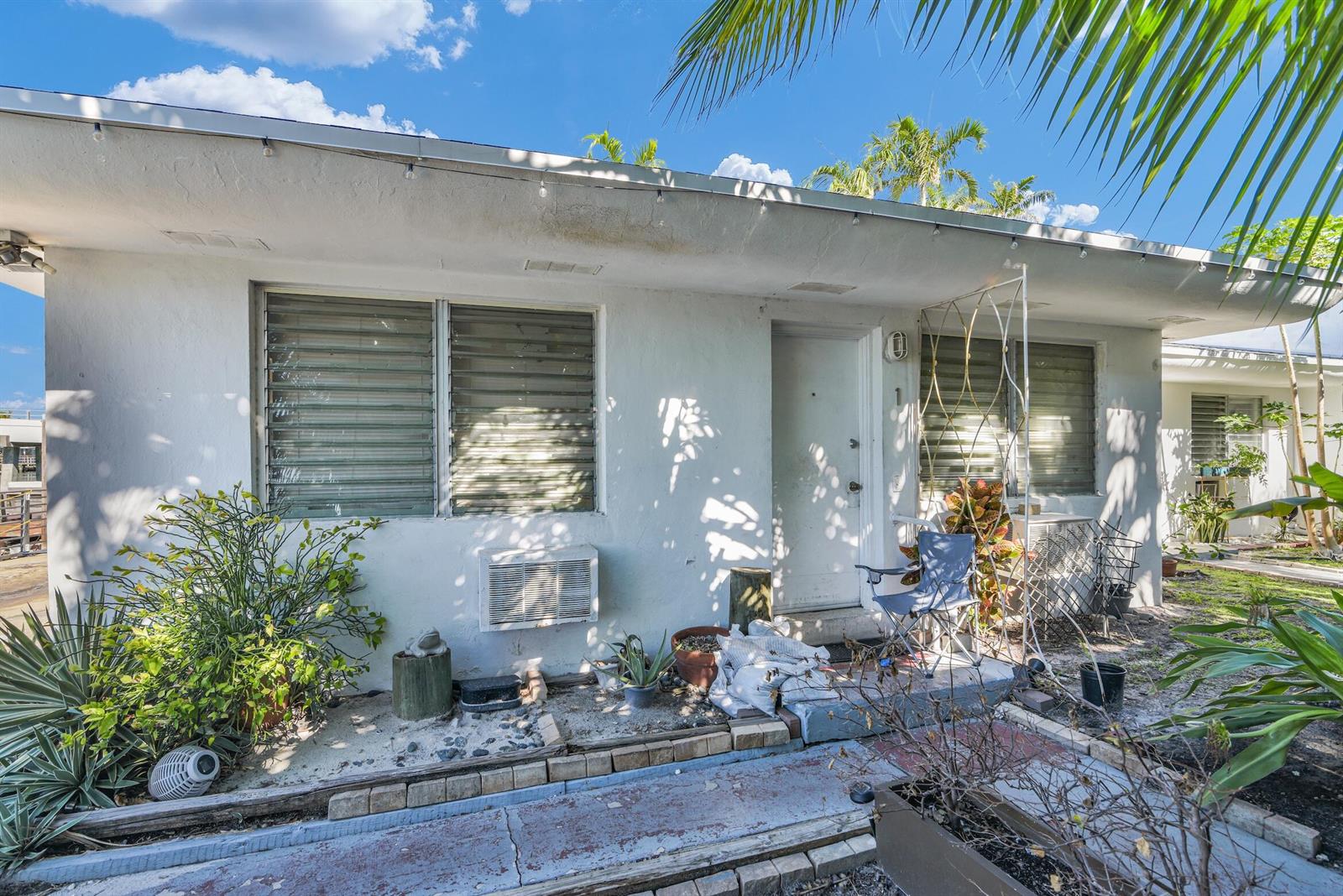 Ver detalles / 5 4479 sq. ft. $ 2026-06-23 0 foto