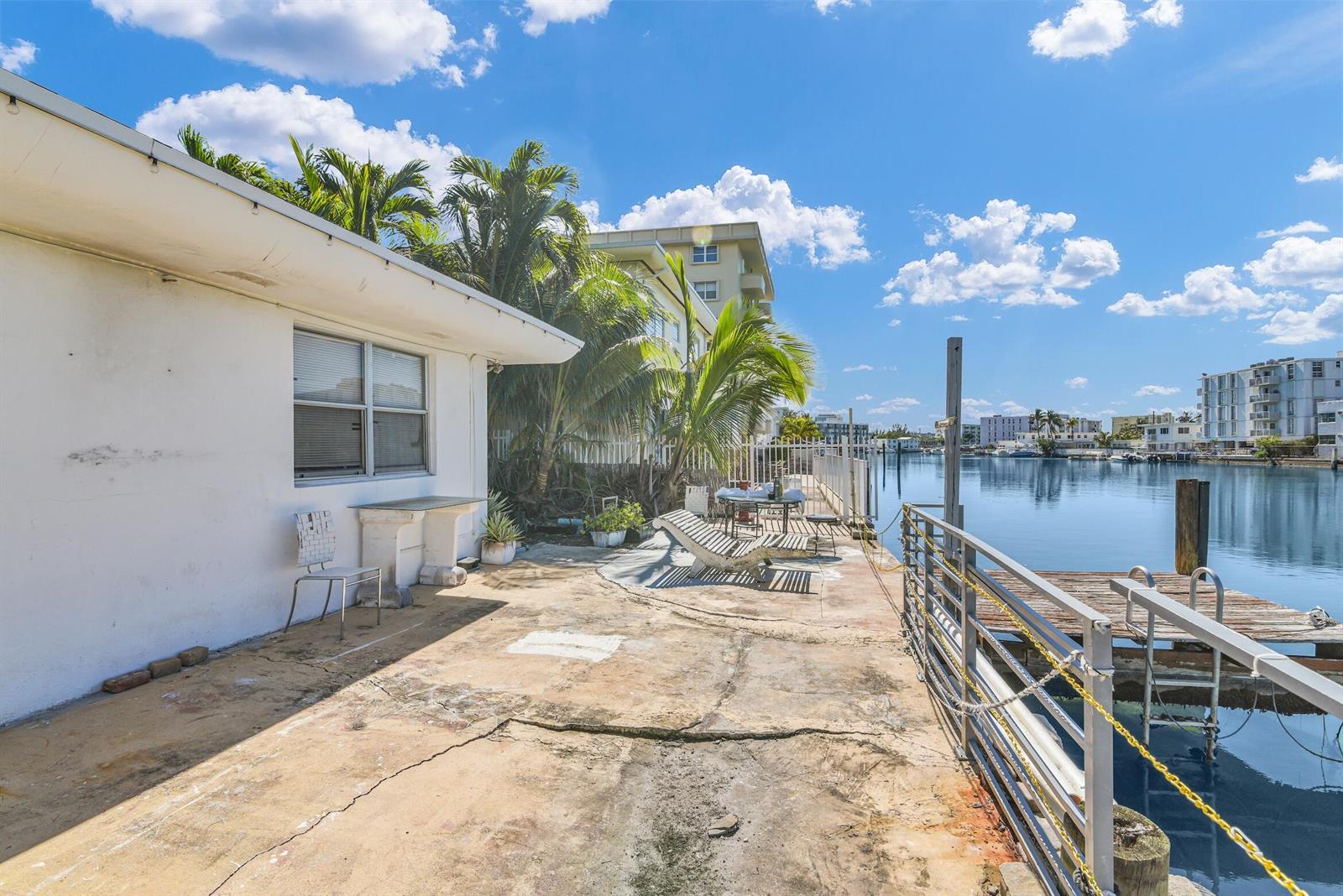 Ver detalles / 5 4479 sq. ft. $ 2026-06-23 0 foto