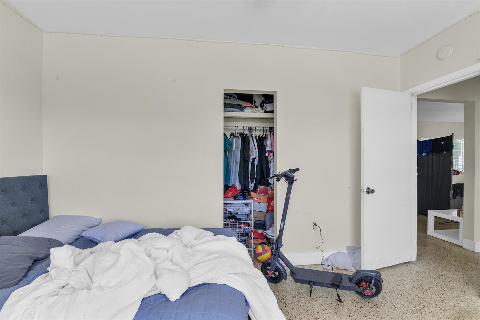 Ver detalles / 5 4479 sq. ft. $ 2026-06-23 0 foto