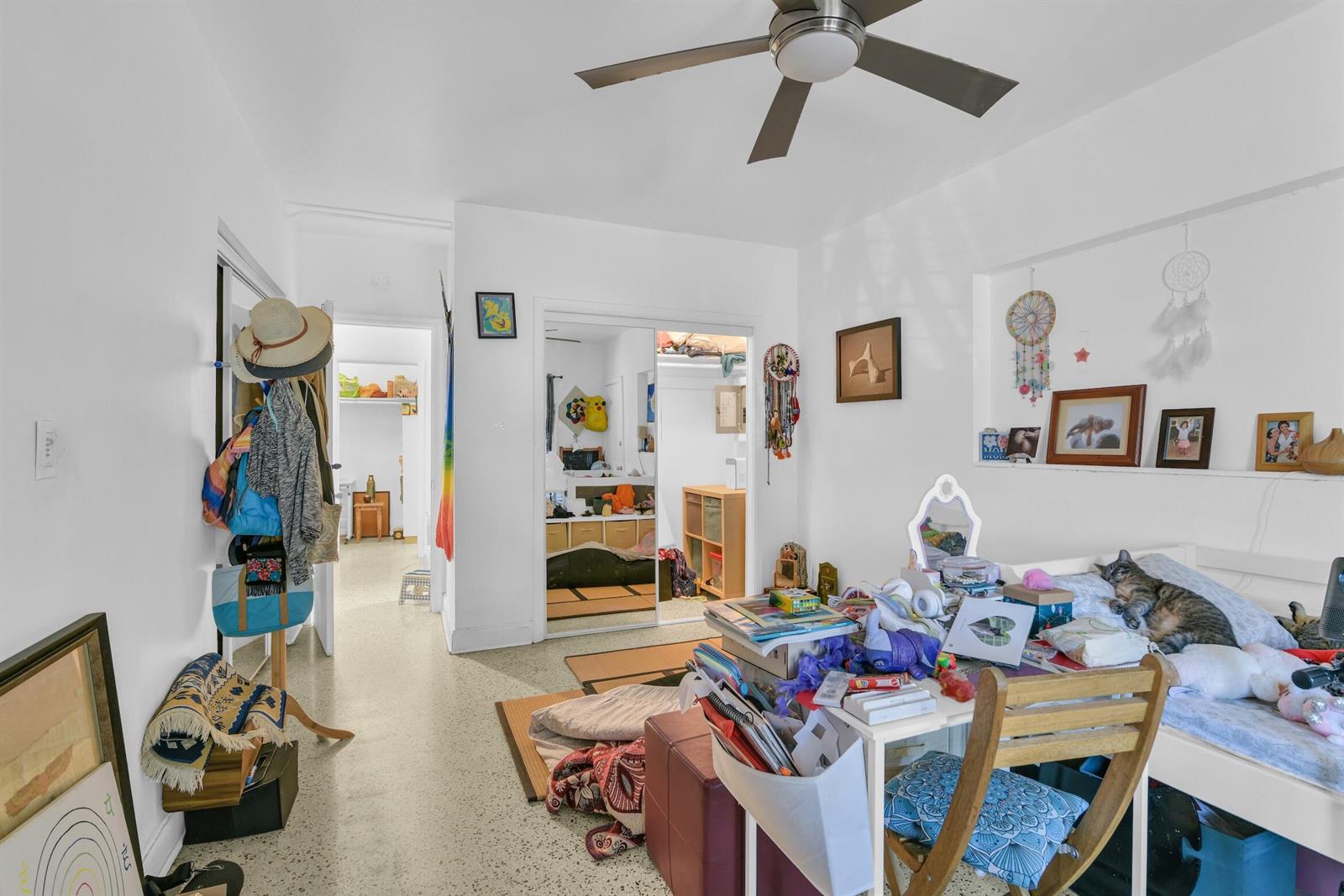 Ver detalles / 5 4479 sq. ft. $ 2026-06-23 0 foto