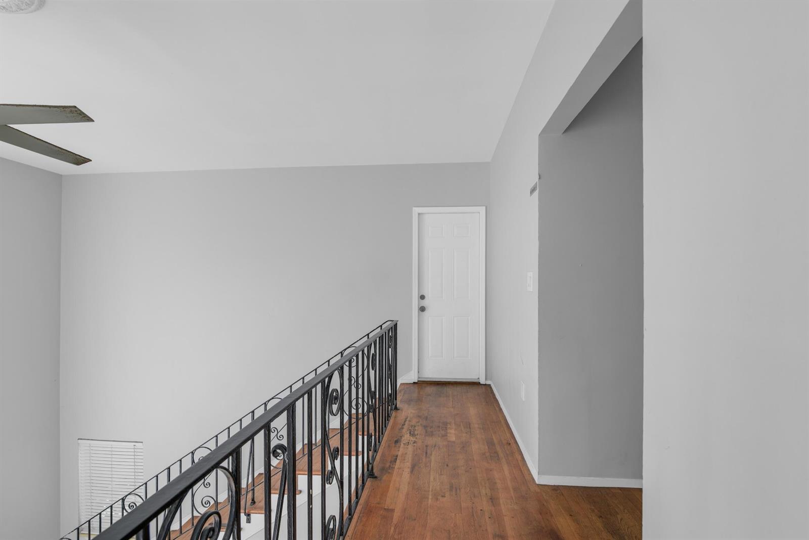 Ver detalles / 5 4479 sq. ft. $ 2026-06-23 0 foto