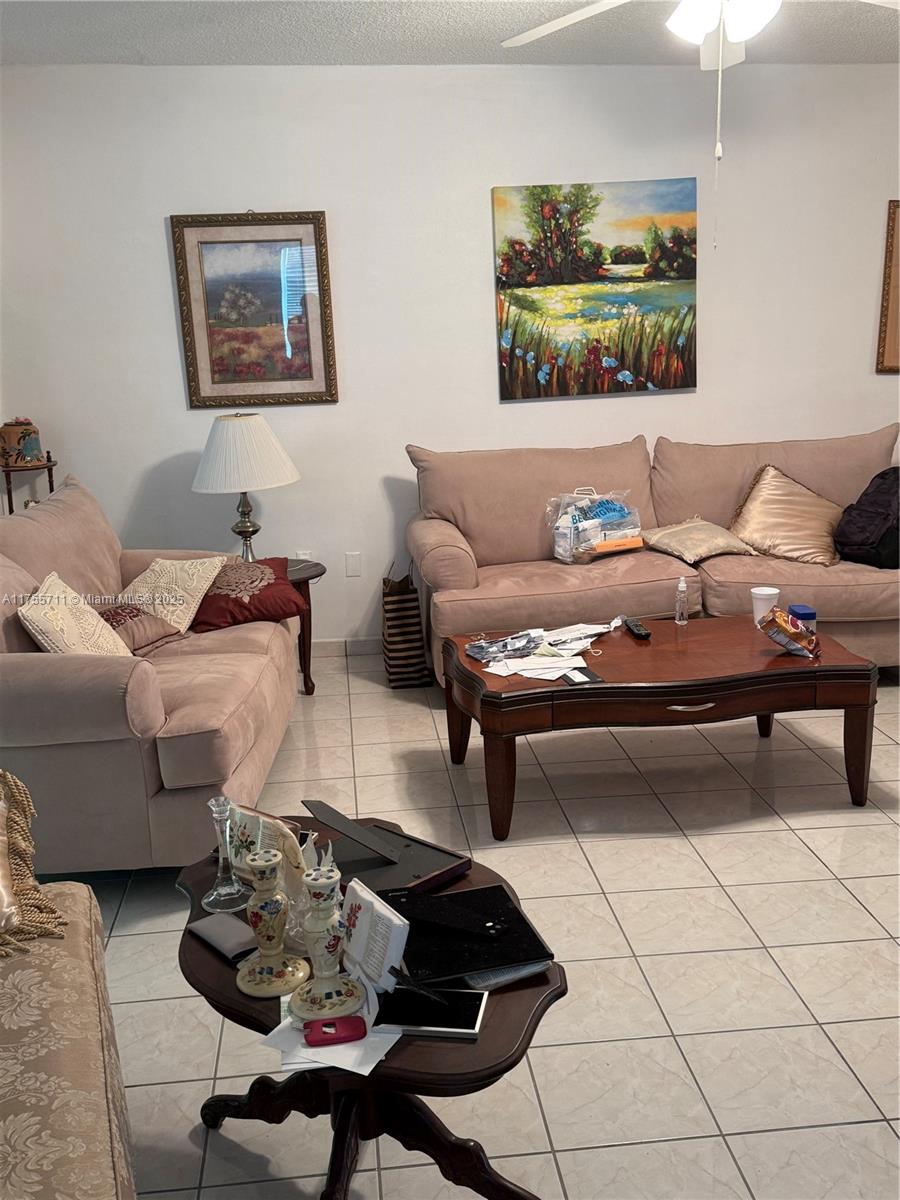 Ver detalles 502-B 2 / 2 1146 sq. ft. $ 2026-05-18 0 foto