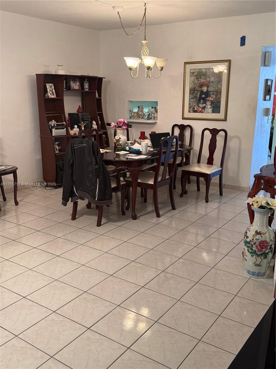 Ver detalles 502-B 2 / 2 1146 sq. ft. $ 2026-05-18 0 foto
