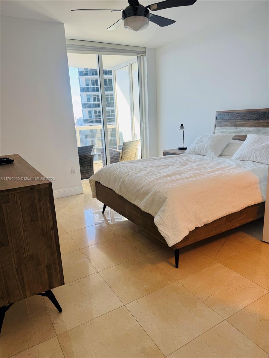 3003 3 / 3 1733 sq. ft. $ 2025-03-04 0 Photo