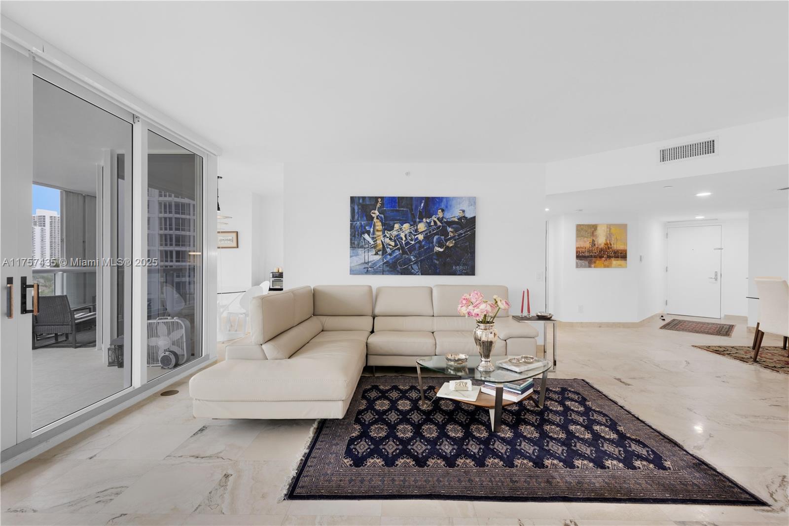 Photo of 21055 Yacht Club Dr  #902, Aventura, Florida, 33180 - 