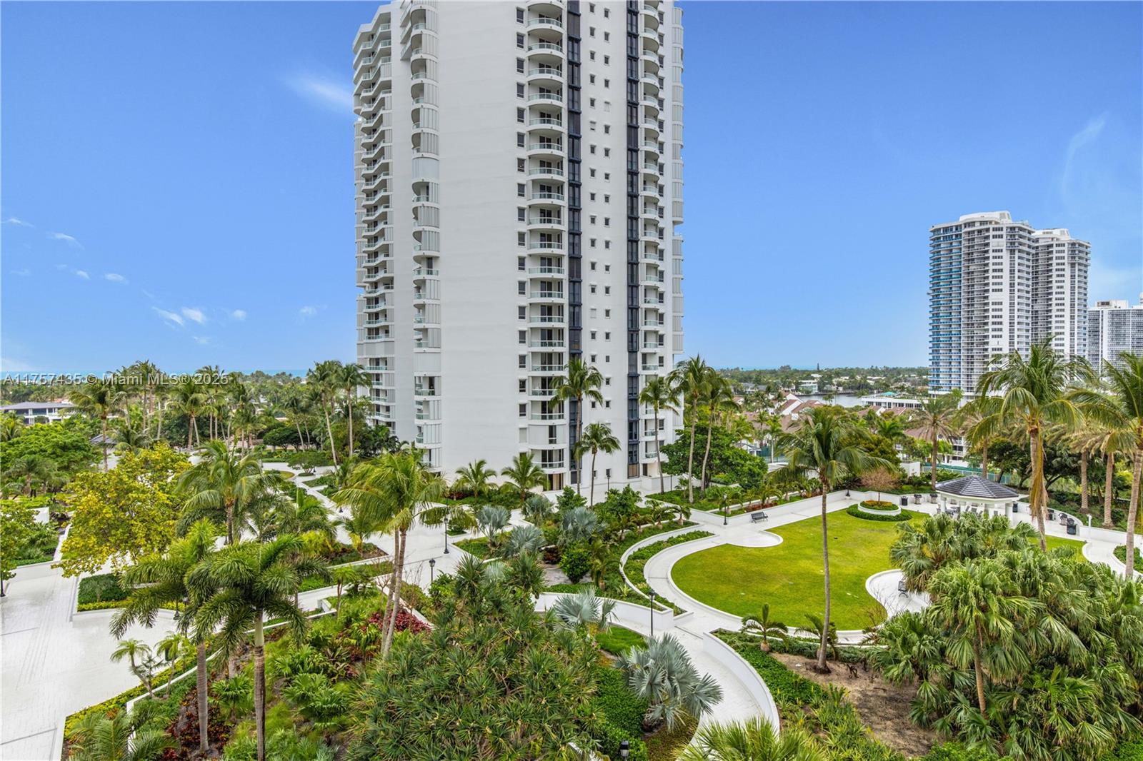 Photo of 21055 Yacht Club Dr  #902, Aventura, Florida, 33180 - 