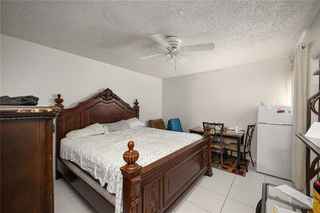   / 0 2128 sq. ft. $ 2025-08-18 0 foto