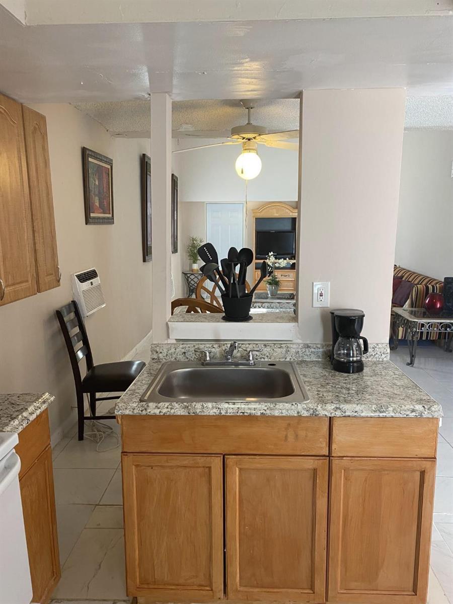   / 0 2128 sq. ft. $ 2025-08-18 0 foto