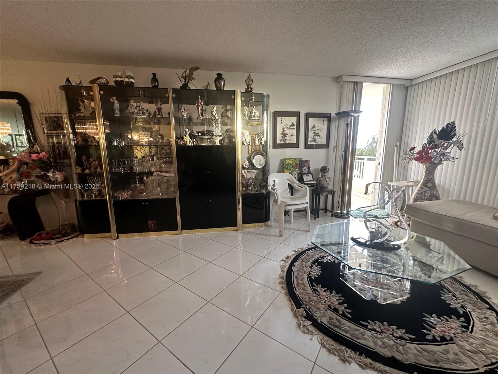 Photo of 3180 Ocean Dr  #522, Hallandale Beach, Florida, 33009 - 